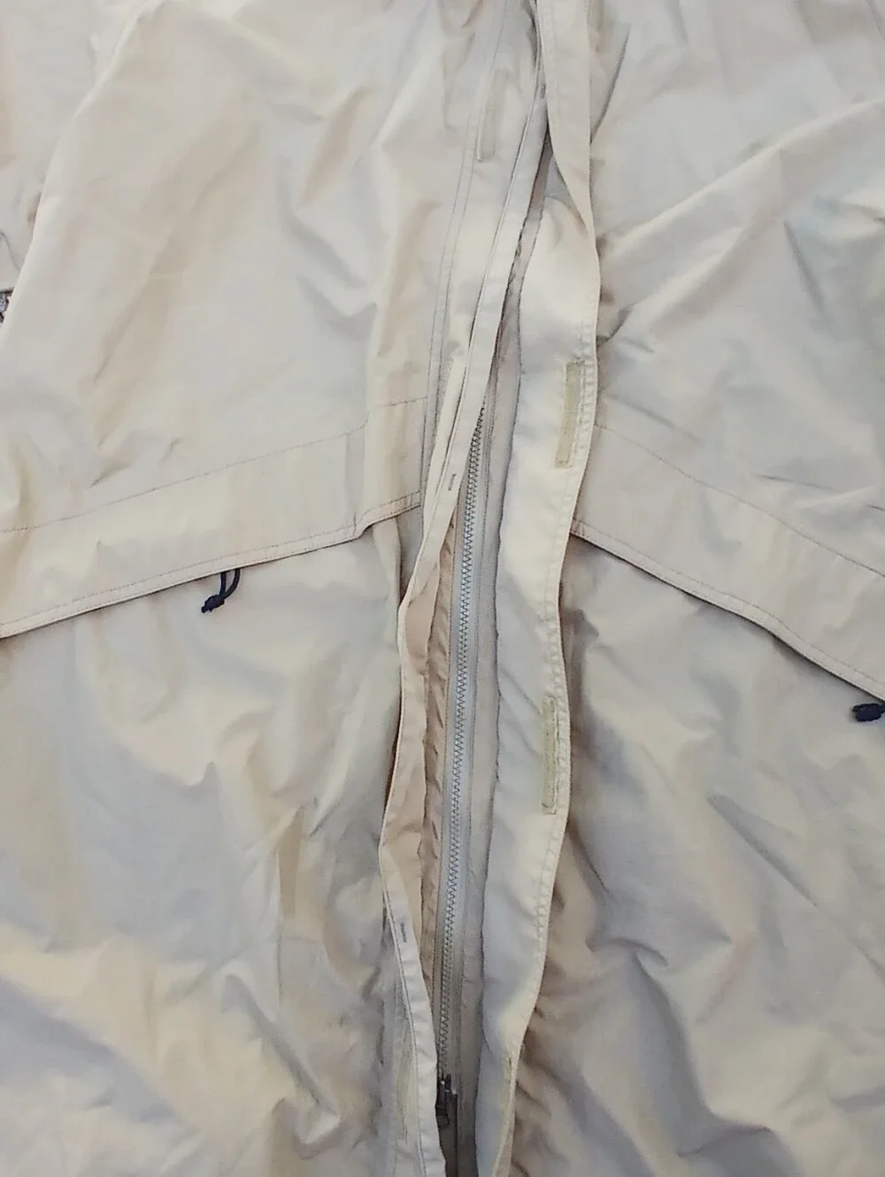 Vintage L.L. Bean Hooded GORETEX Raincoat .  XL Reg.